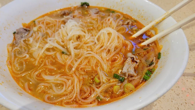 Authentic Vietnamese and Chinese restaurant Pho Dinosaur 2 in Calgary, AB